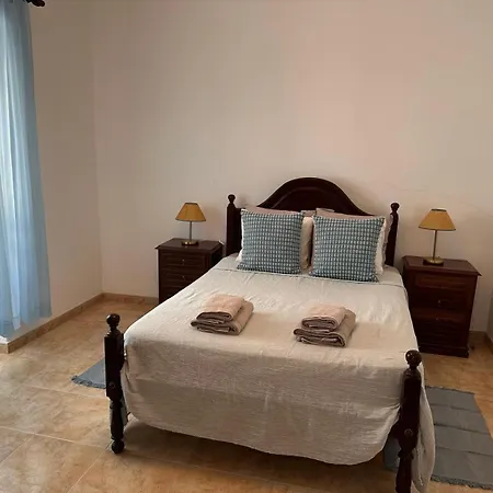 Сasa de vacaciones Pina House Pêra