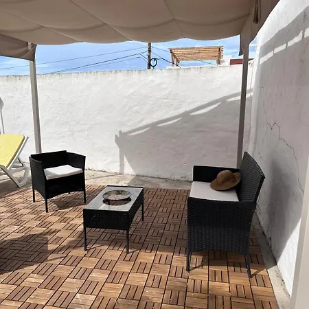 Pina House Semesterbostad